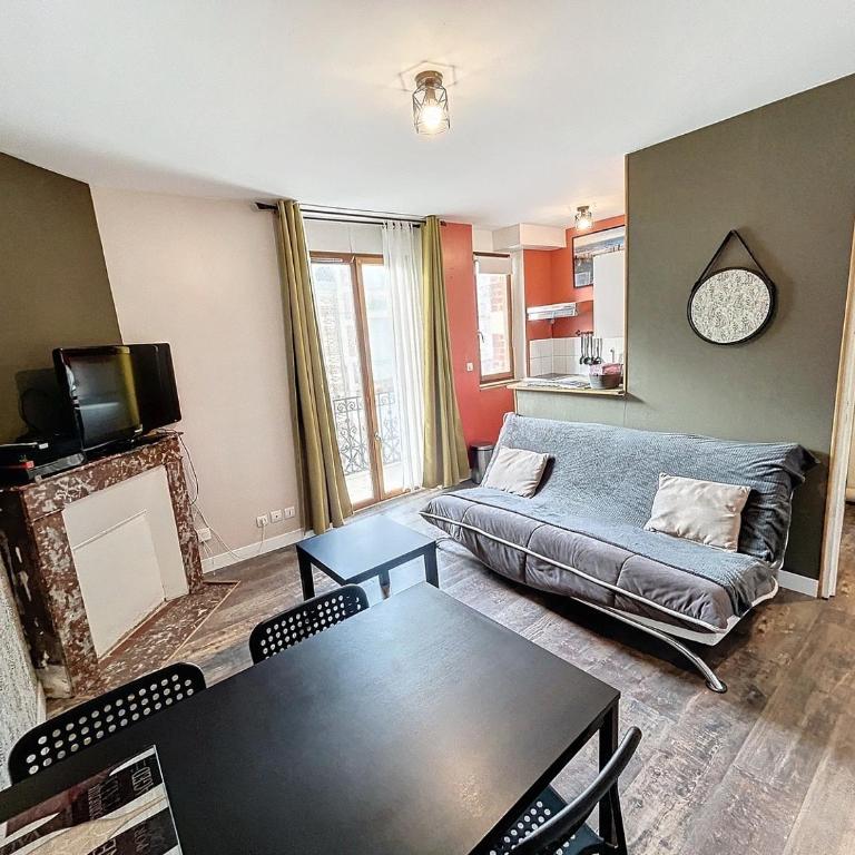 Appartement à 30 m de la plage - balcon - lumineux - wifi - Le Cérès 2 - Apartment - 3