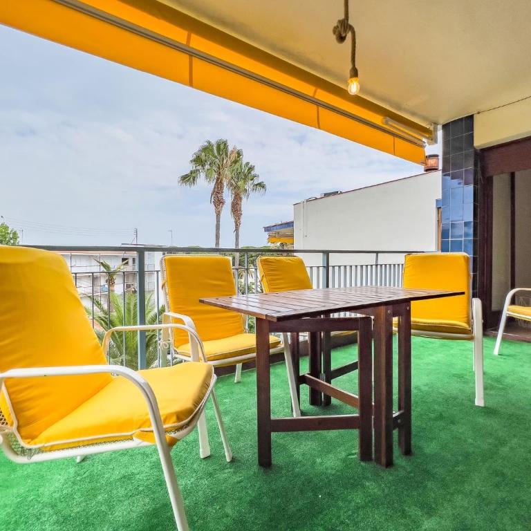 Apartamento Eme - Reus Mediterrani - Three-Bedroom Apartment - 2