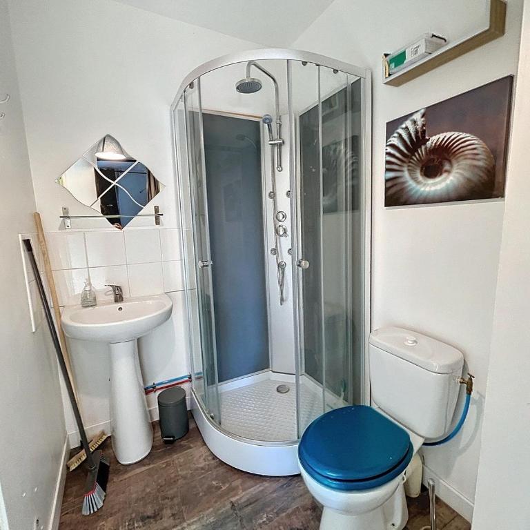 Appartement à 30 m de la plage - balcon - proche Centre - WIFI -Le Cérès 3 - Apartment mit Meerblick - 6