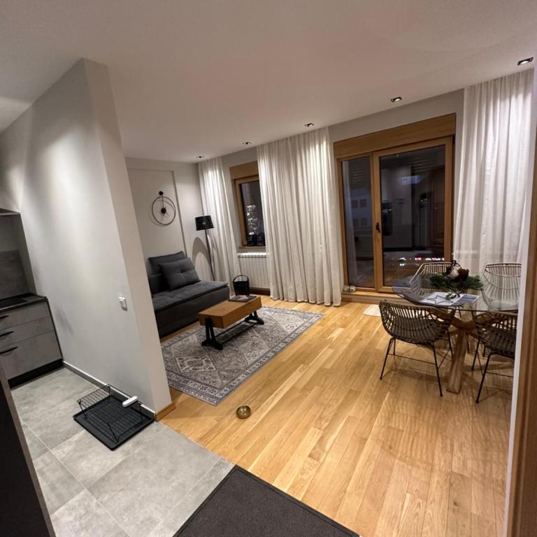 Kalman luka - Apartman sa 1 Spavaćom Sobom - 9