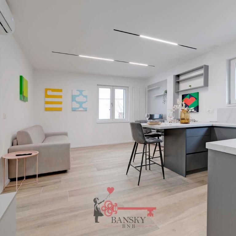 Home Sofia Room 2 - Modern Station -By EasyLife Swiss - Appartamento con 1 Camera da Letto - 4
