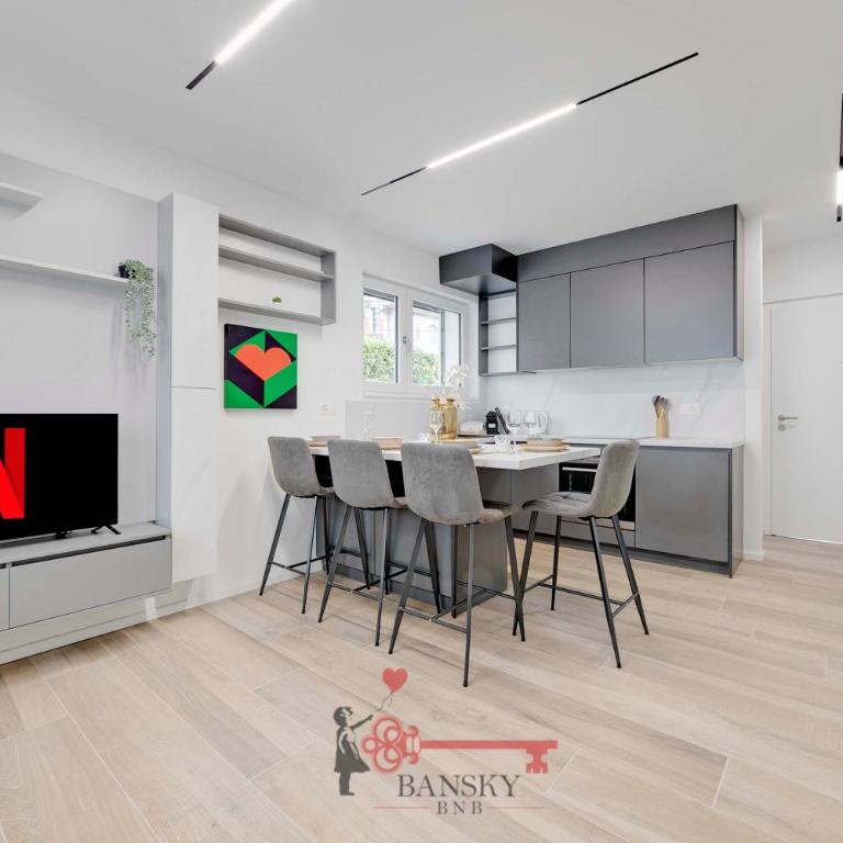 Home Sofia Room 2 - Modern Station -By EasyLife Swiss - Appartamento con 1 Camera da Letto - 13