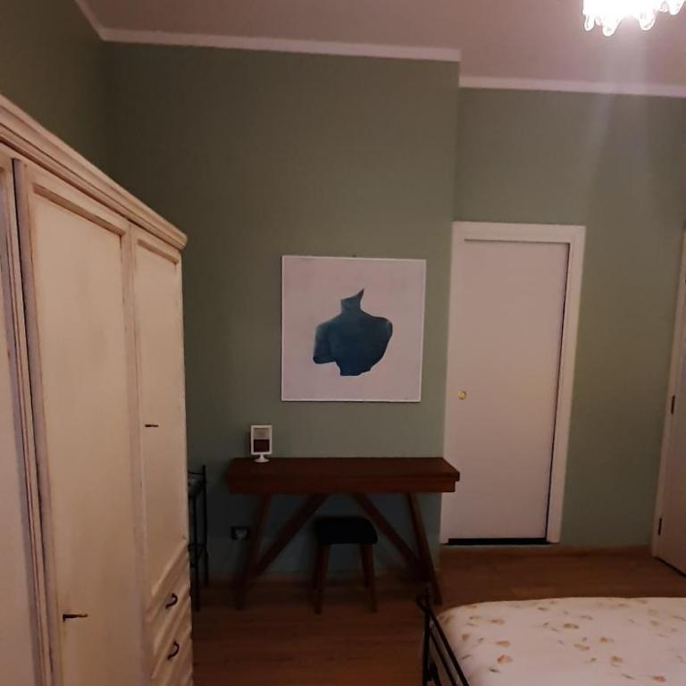 B&B A Casa Tua - Camera Matrimoniale/Doppia con Letti Singoli con Bagno - 5