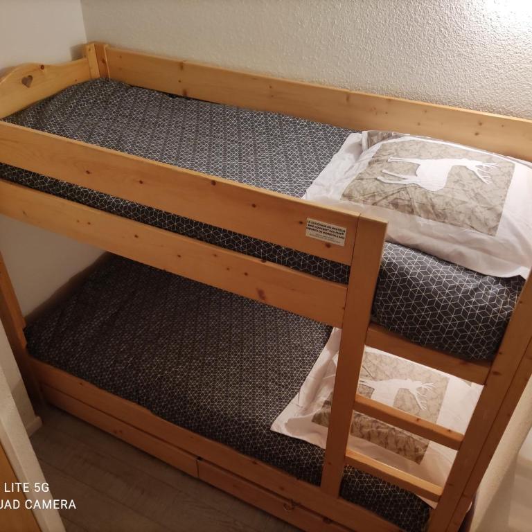 RISOUL Altaïr Jolie T2 confortable skis aux pieds - Appartement 1 Chambre - 8
