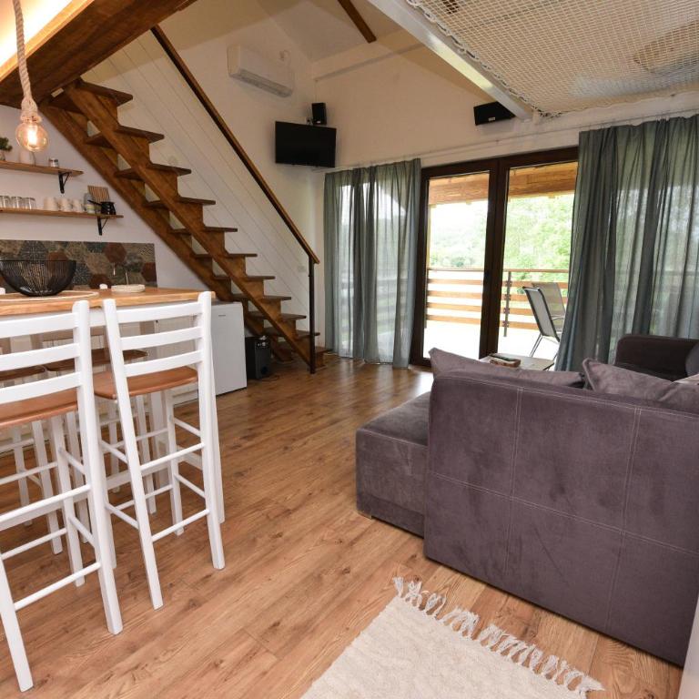 Banja na Drini - Lux vikendice, apartmani, na obali reke - Kuća sa 1 Spavaćom Sobom - 13