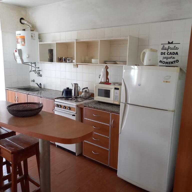 Amplio dpto en macrocentro - Apartamento de 1 dormitorio - 1
