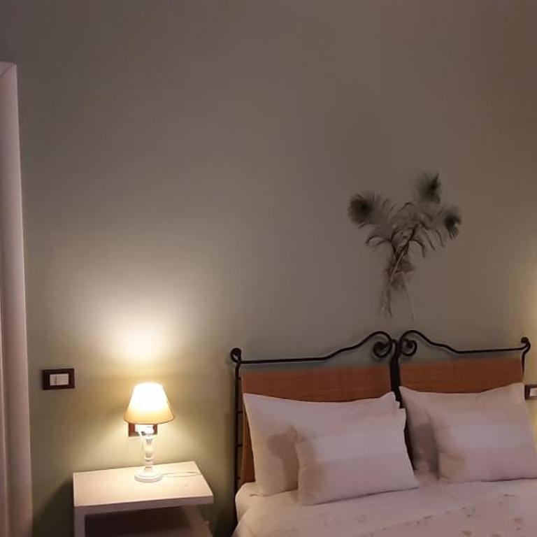 B&B A Casa Tua - Camera Matrimoniale/Doppia con Letti Singoli con Bagno - 3