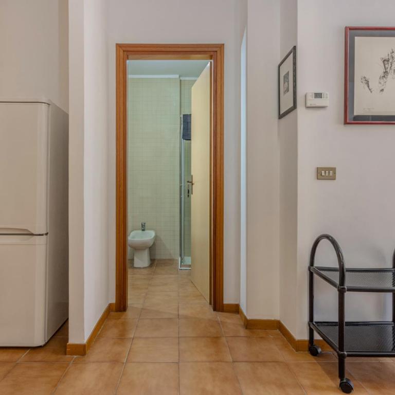 Andrea's Home - Appartamento con 1 Camera da Letto - 8