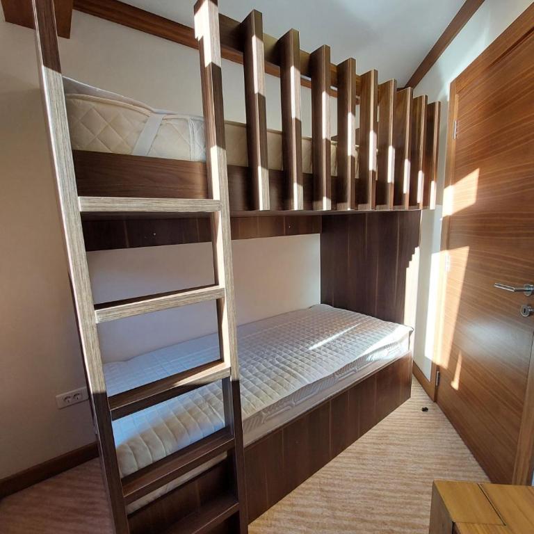 Apartment B513 - Two-Bedroom Apartment - 10