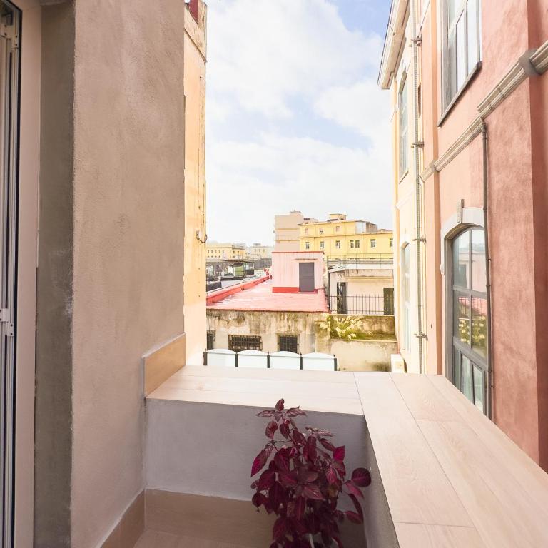 Real poggio - Camera Matrimoniale con Balcone - 12