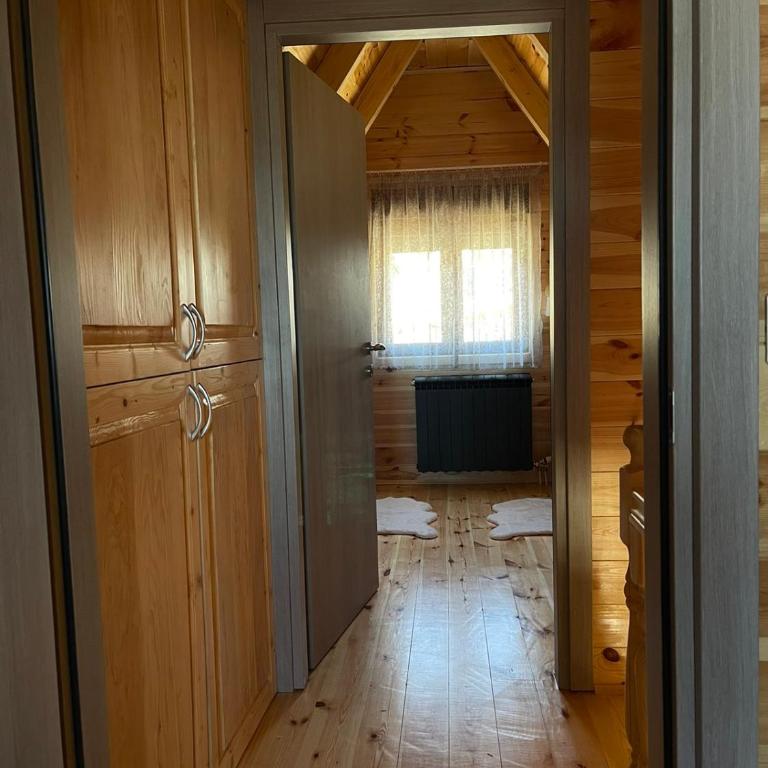 Snowflake - Two-Bedroom House - 17