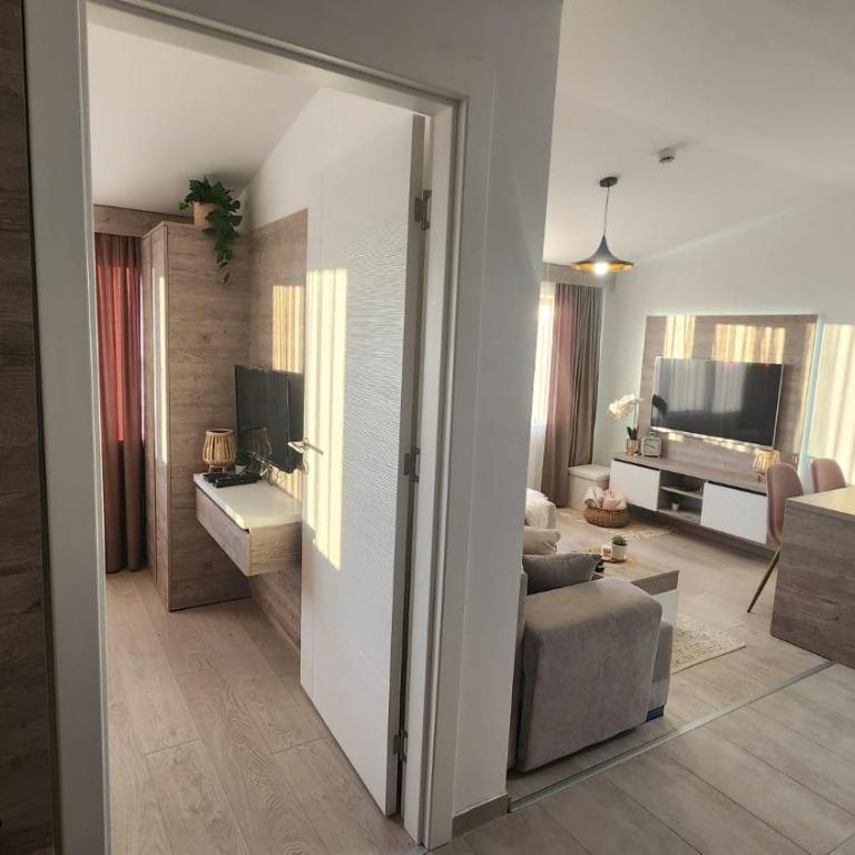 La Vie En Rose - Milmari Resort - One-Bedroom Apartment - 1