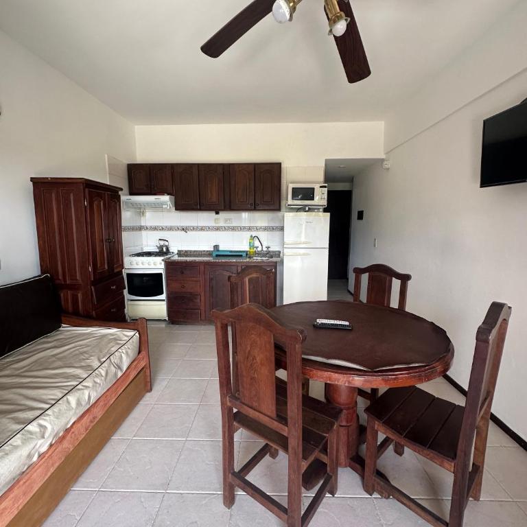 Apart Costa Esmeralda - Family Room - 6