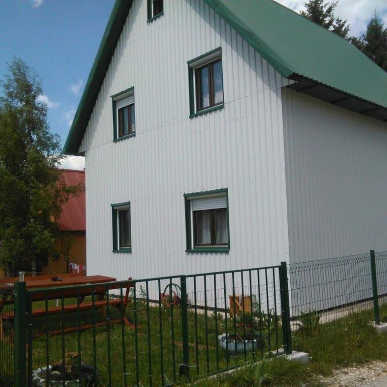Apartments Zekovic - Twin Room - 10