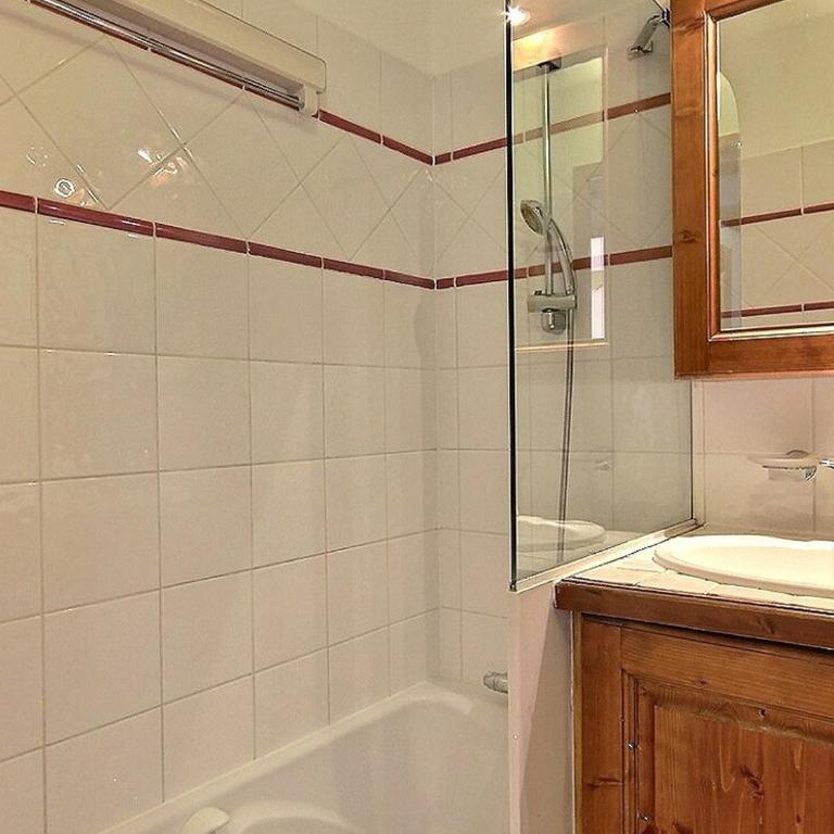 Duplex 3 chambres avec piscine, parking, ski aux pieds à Aime 2000 - FR-1-455-243 - Appartement - 10
