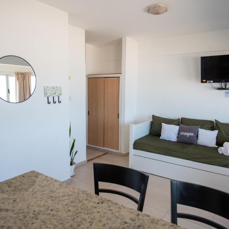 Apartamentos del mar - One-Bedroom Apartment - 11