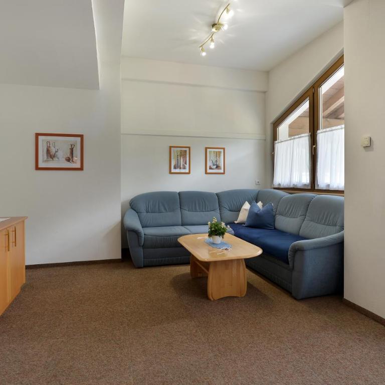 Hotel Garni Jennewein - Apartment mit 2 Schlafzimmern und Balkon - 5