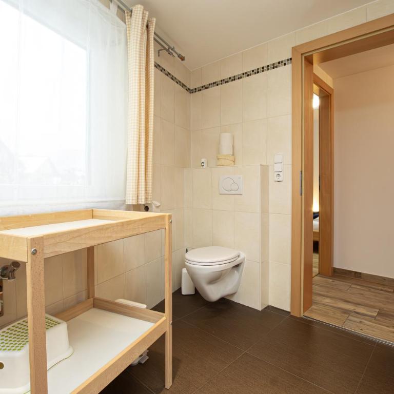Ferienwohnung Nagelschmied - Apartment mit 3 Schlafzimmern und Terrasse - 30
