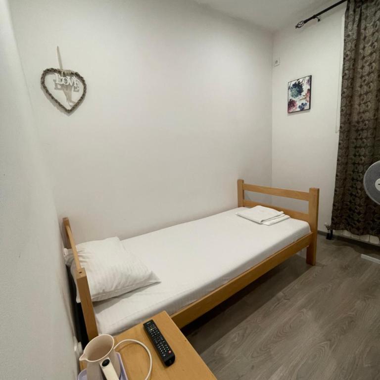 Sleep and go L E F T RIVER Belgrade - Jednokrevetna Soba - 3