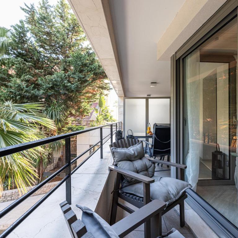 Chez Lili Studio Centre Terrasse Clim 50m plage - Estudio - 28