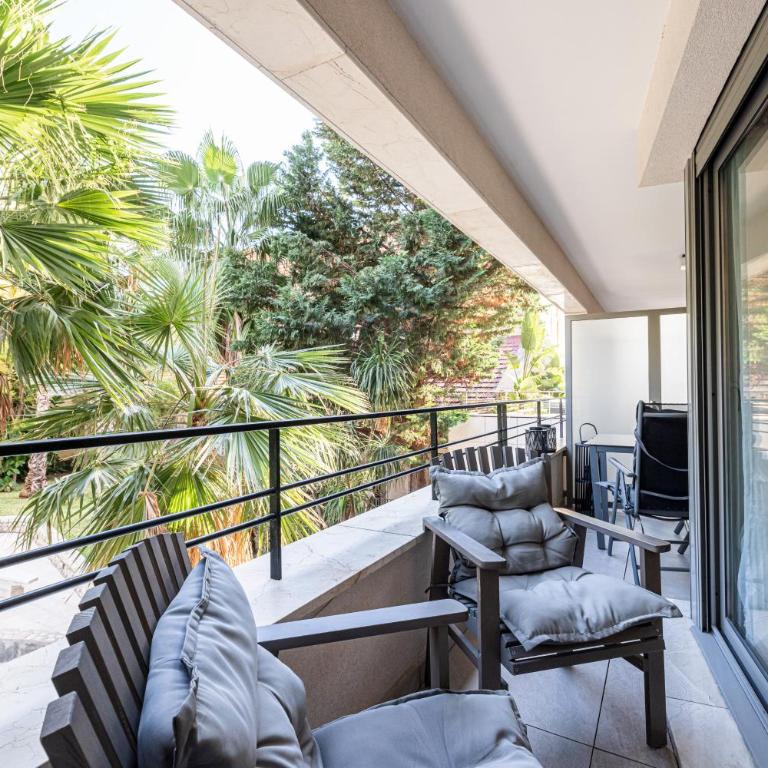 Chez Lili Studio Centre Terrasse Clim 50m plage - Estudio - 32