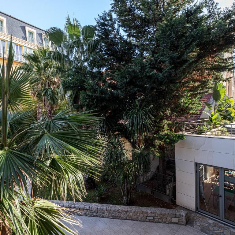 Chez Lili Studio Centre Terrasse Clim 50m plage - Estudio - 35