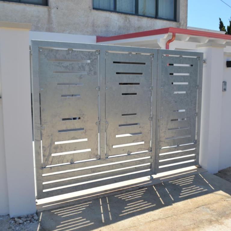 L' Isola di Bacco - Three-Bedroom House - 24