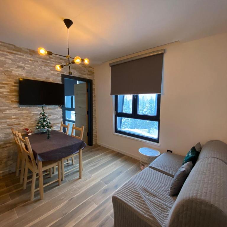 SKYLUX apartments 7 - One-Bedroom Apartment - 11