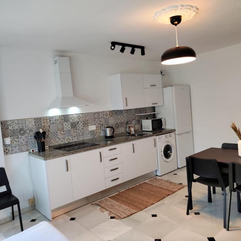 WintowinRentals Your Home Steps from the Center - Apartamento de 2 dormitorios - 18