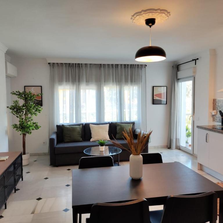 WintowinRentals Your Home Steps from the Center - Apartamento de 2 dormitorios - 4
