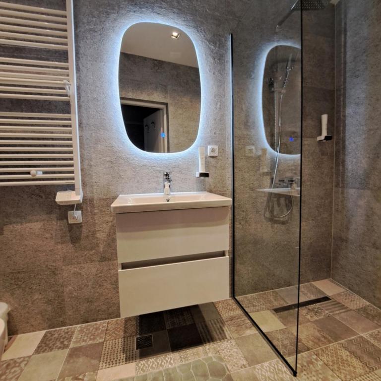 Apartments & Rooms Mostar Story - Studio with Balcony - 2