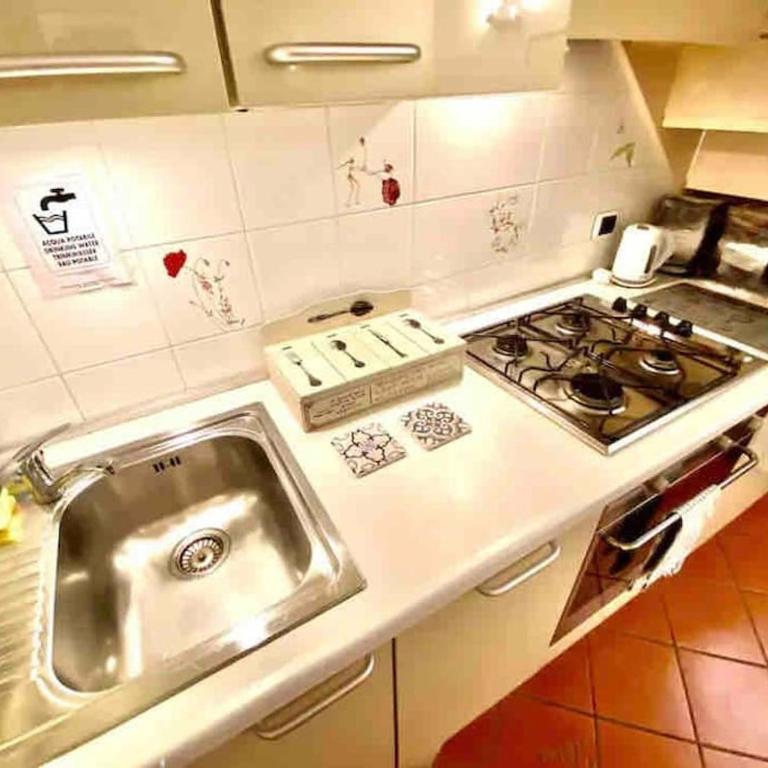 Vacanze Romane al Portico d'Ottavia - Appartamento con 1 Camera da Letto - 10