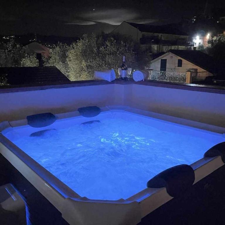 idromassaggio 5 stelle 3 bed Barbecue Parking - Villa de 1 dormitorio - 31