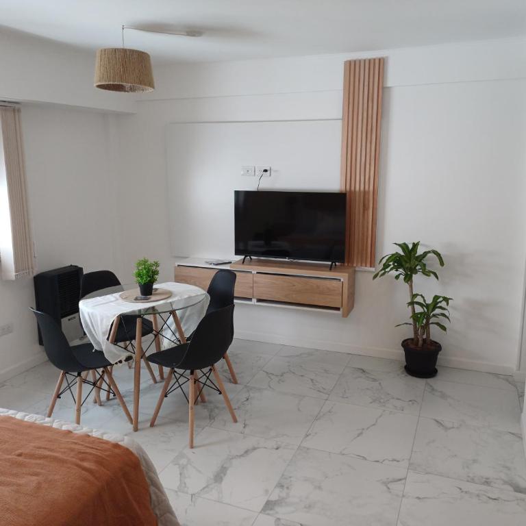 DEPTO 1 amb - Excelente Ubicacion- Corrientes y Alberti Mar del Plata - One-Bedroom Apartment - 2