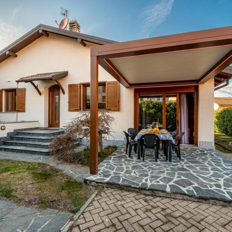 VILLA IRIS Three Bedroom Private Garden Bike&Boat&Scooter Lake Como - Villa con 3 Camere da Letto - 1