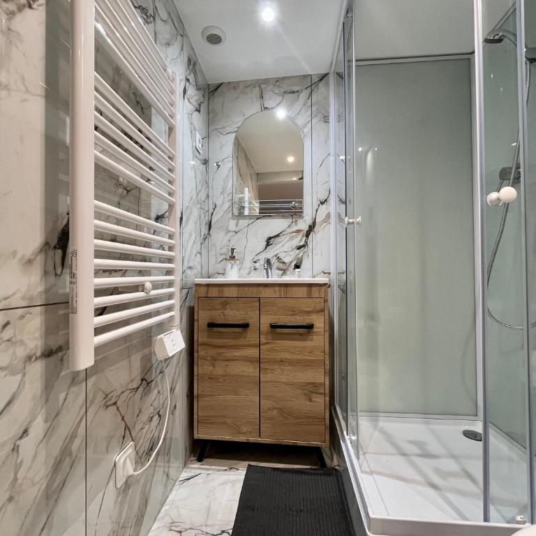 Suite Maël - Appartement 4 personnes - Check in h24 & Wifi - Apartment mit 1 Schlafzimmer - 26