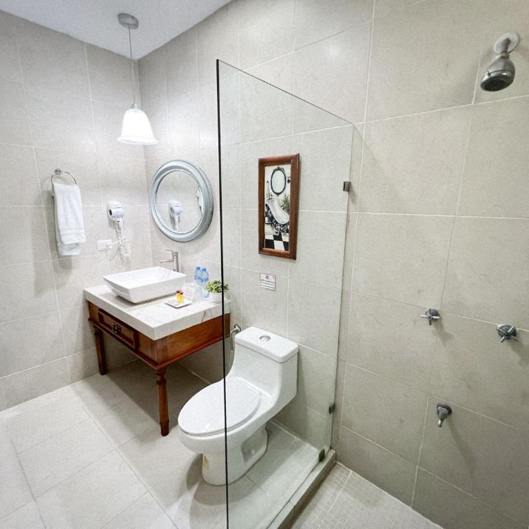 Hotel Fundadores - Suite Junior con balcón - 11