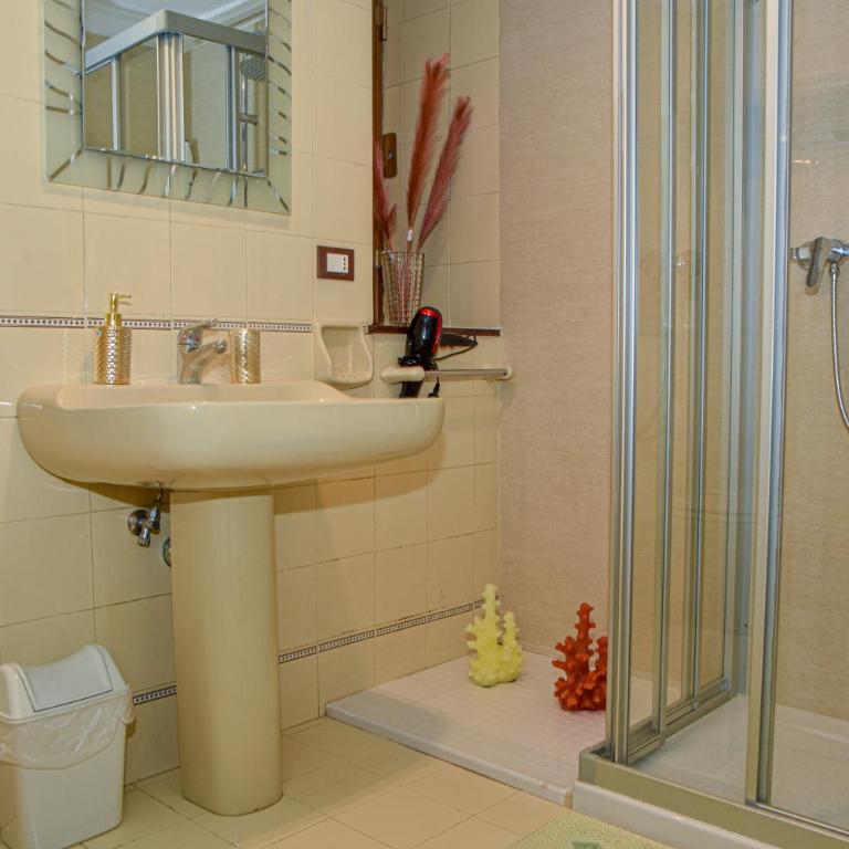 Alba e i Mori - Double Room with Shared Bathroom - 18