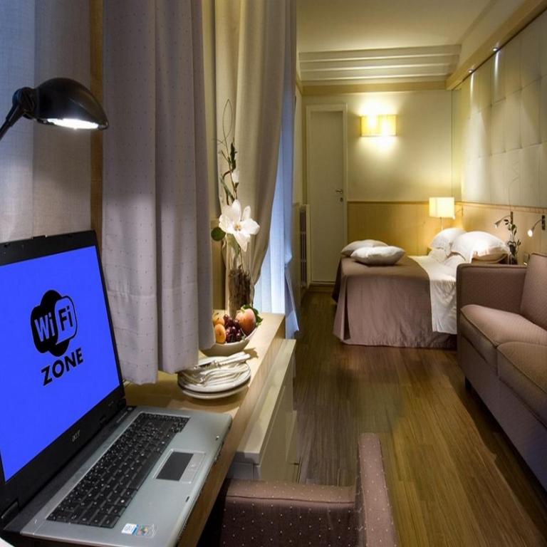 Hotel Sarti - Comfort Family Room - No Sea View - 1