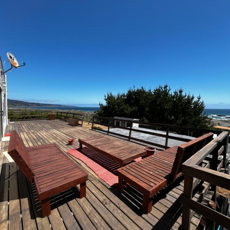 Refugio del mar - cabaña frente al mar en Curanipe con terraza y jardin - Three-Bedroom Apartment - 4