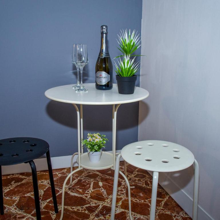 Alba e i Mori - Double Room with Shared Bathroom - 16