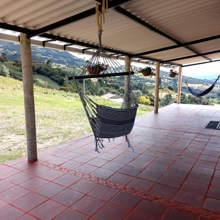 Alojamiento campestre la cabaña - Casa de 4 dormitorios - 15