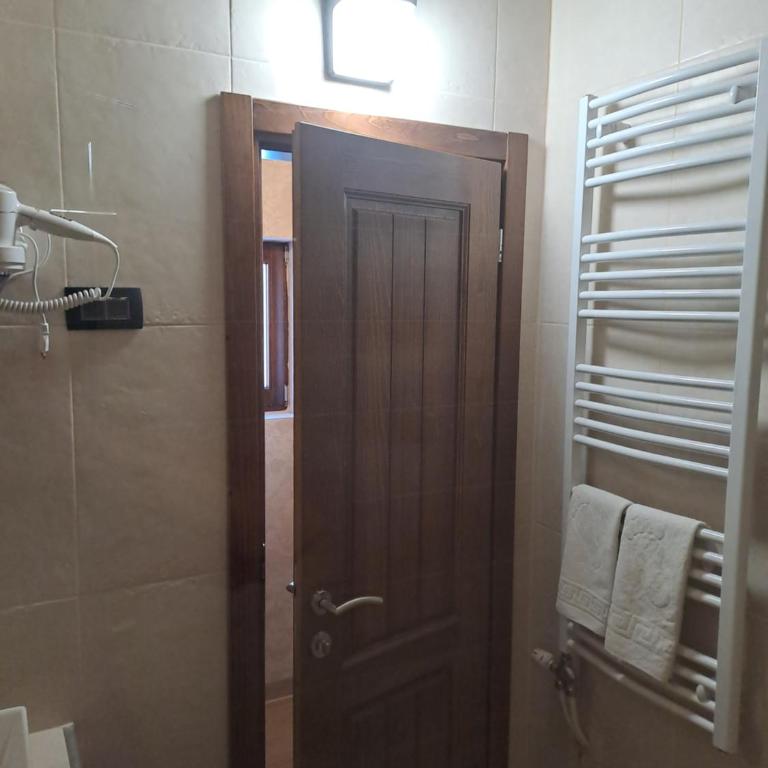 Rooms and apartmants Mirovic - Superior Trokrevetna Soba - 16
