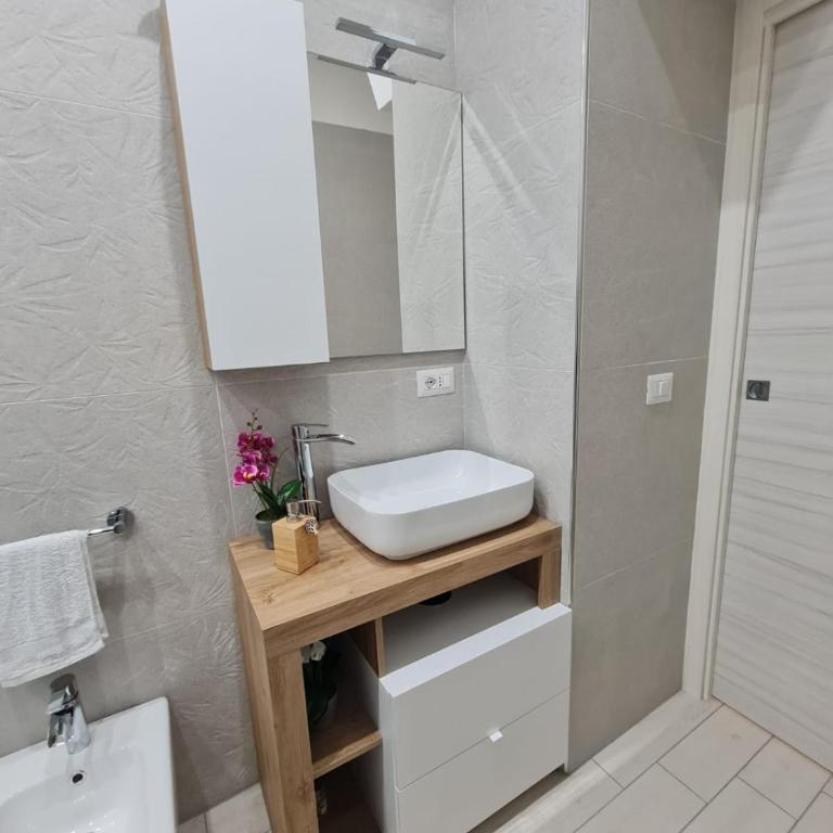 Gesuiti Home di Agata e Aurora - One-Bedroom House - 19