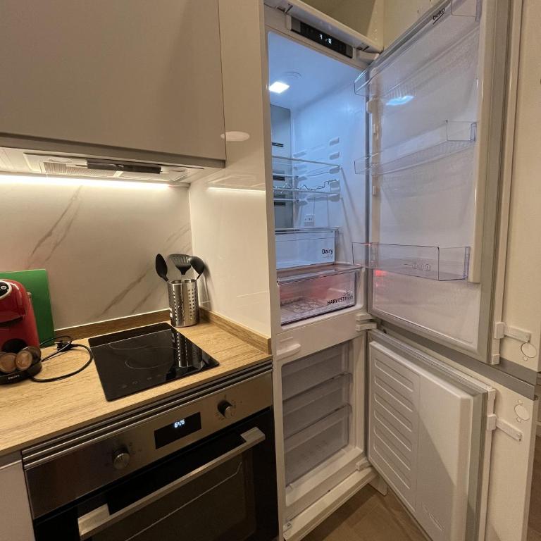 Moratalaz Apartments - One-Bedroom Apartment - 16
