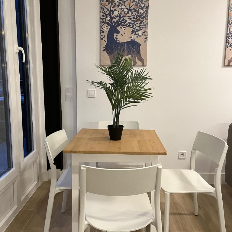 Moratalaz Apartments - One-Bedroom Apartment - 29