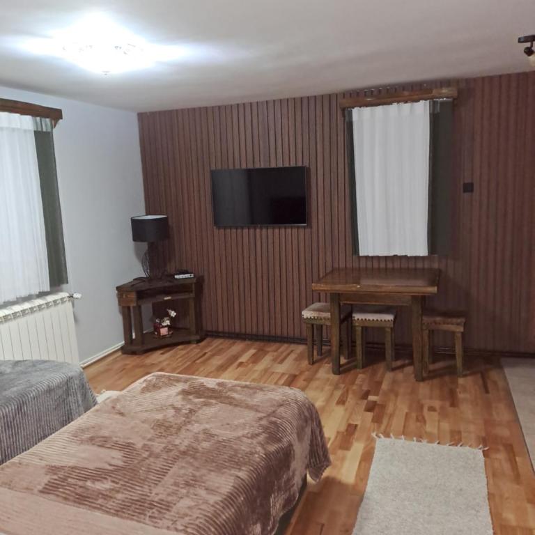 Rooms and apartmants Mirovic - Apartman sa 1 Spavaćom Sobom - 3
