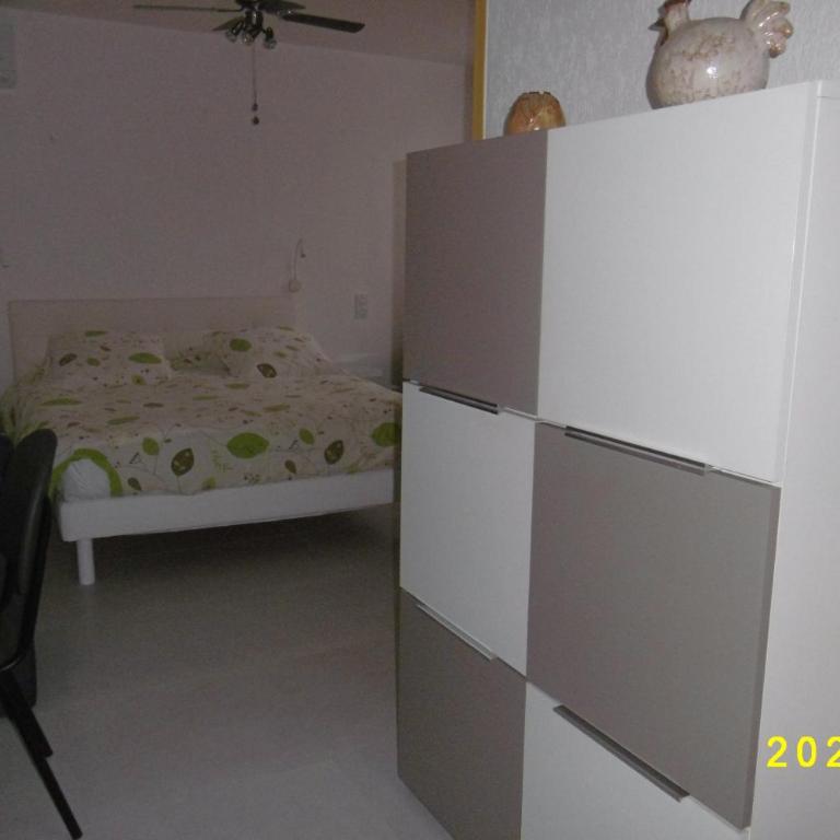 rez de chaussée studio climatisé dans villa - Apartment - Ground Floor - 13