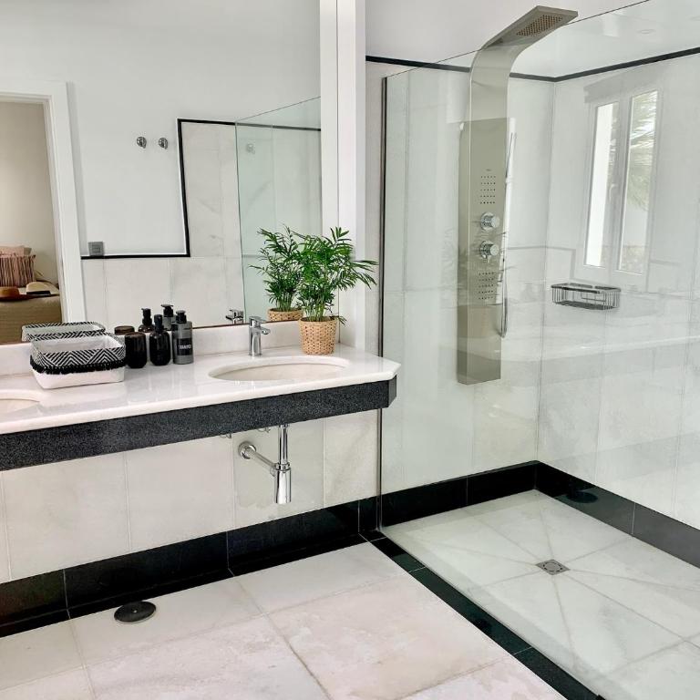Villa del Mar Lanzarote - Luxury Beachhouse - Villa - 24