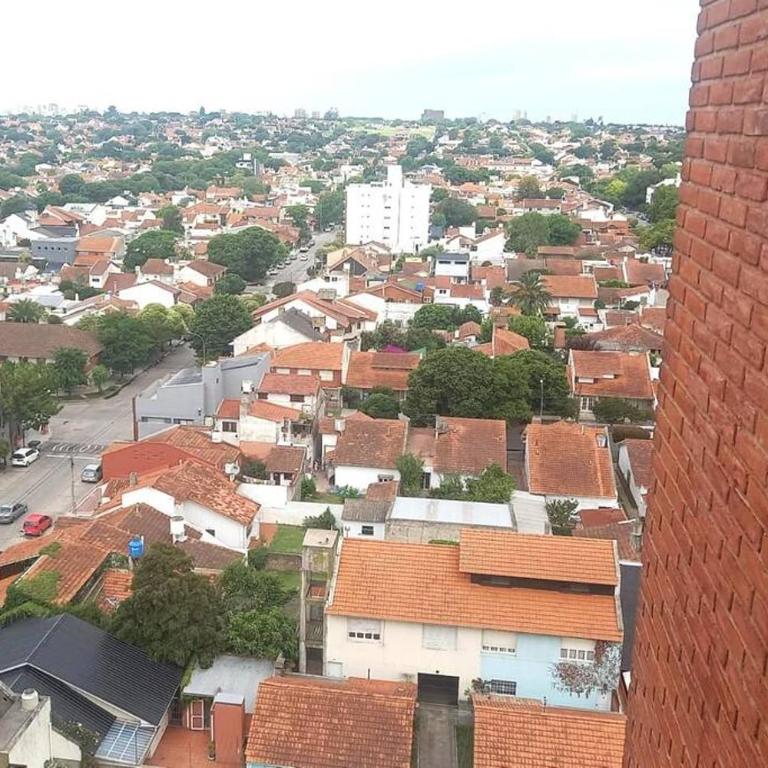 Depto. 3 ambientes, ideal familias, muy luminoso. - Apartamento de 2 dormitorios - 5